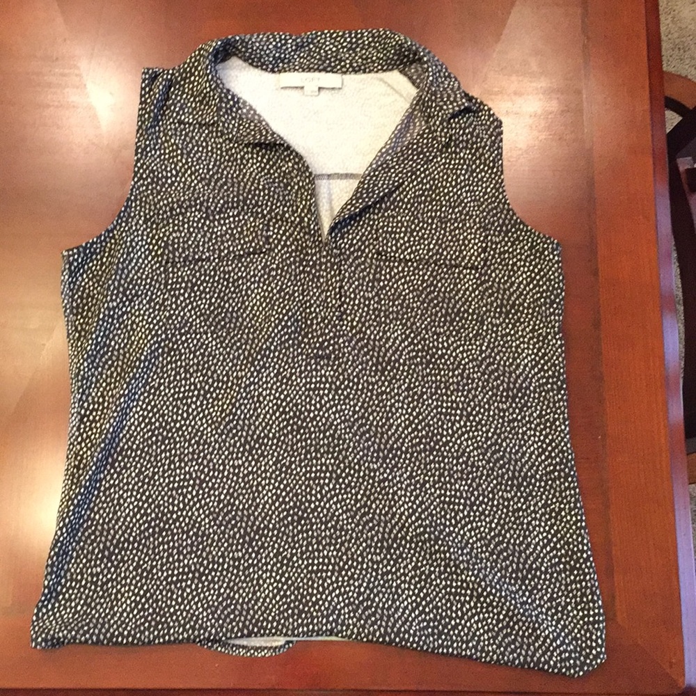 Loft Light weight, sleeveless blouse.